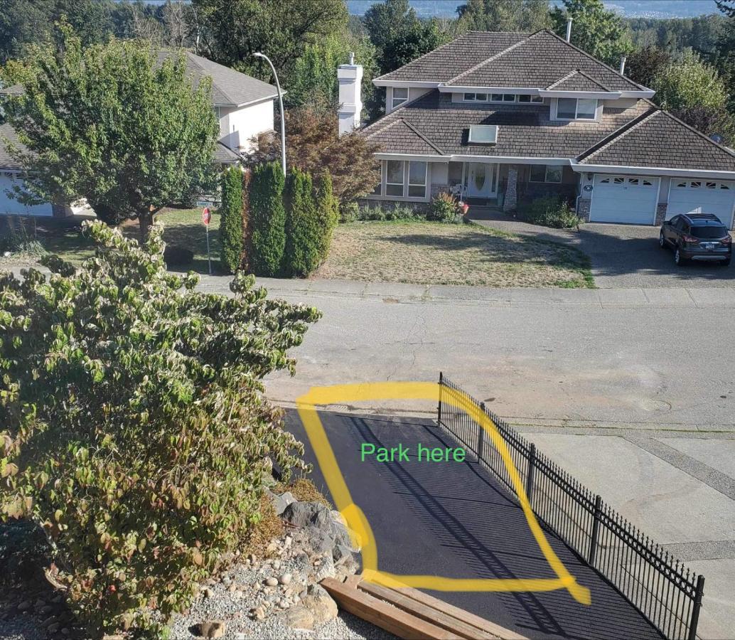 Mountain Retreat 3 Bedroom Garden House Near Heritage Park, Coliseum , Hwy 1, Fishing, Cultus Lake Chilliwack Bagian luar foto