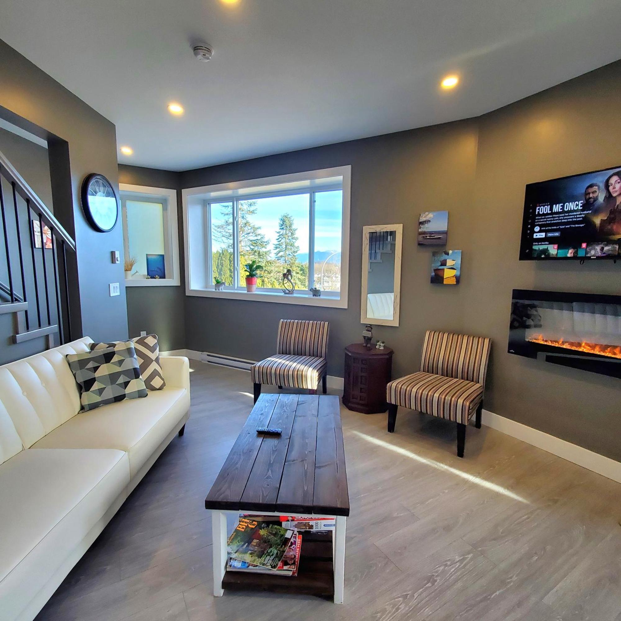 Mountain Retreat 3 Bedroom Garden House Near Heritage Park, Coliseum , Hwy 1, Fishing, Cultus Lake Chilliwack Bagian luar foto